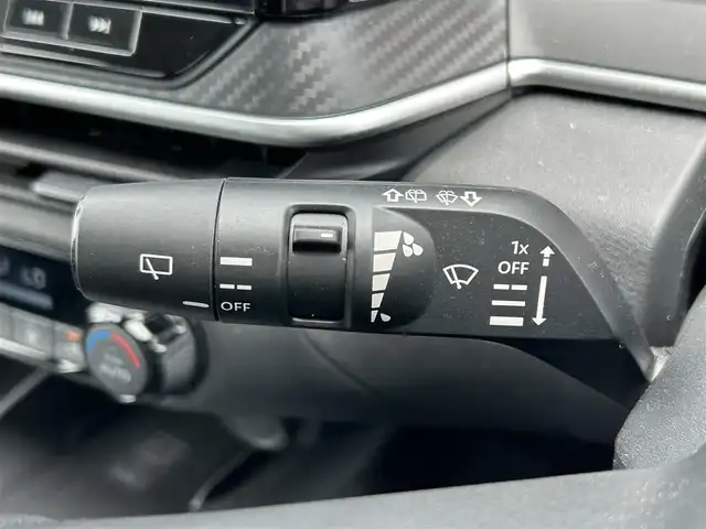 日産 ノート X 熊本県 2023(令5)年 4.1万km オーロラフレアブルーパール 純正ナビ/・AM/FM/USB/BT/HDMI/フルセグTV/・全周囲カメラ/エマージェンシーブレーキ/車線逸脱警報/ブラインドスポットモニター/プロパイロット/速度標識認識/インテリジェントルームミラー/置くだけ充電/電子パーキング/オートホールド/オートライト/ヘッドライトレベライザー/スマートキー/スペアキー/プッシュスタート/純正フロアマット