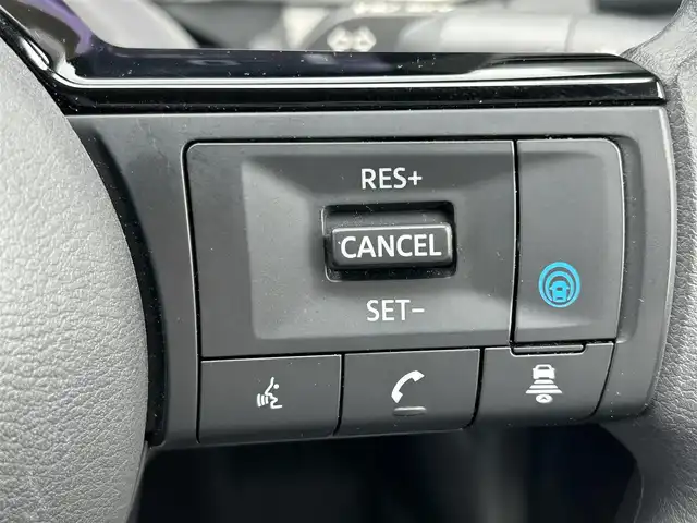 日産 ノート X 熊本県 2023(令5)年 4.1万km オーロラフレアブルーパール 純正ナビ/・AM/FM/USB/BT/HDMI/フルセグTV/・全周囲カメラ/エマージェンシーブレーキ/車線逸脱警報/ブラインドスポットモニター/プロパイロット/速度標識認識/インテリジェントルームミラー/置くだけ充電/電子パーキング/オートホールド/オートライト/ヘッドライトレベライザー/スマートキー/スペアキー/プッシュスタート/純正フロアマット