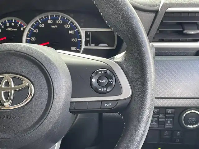 トヨタ ルーミー カスタムG 福岡県 2022(令4)年 2.3万km ブラックマイカメタリック/パールホワイト2トーン 純正９インチディスプレイオーディオ/(Bluetooth/USB/Apple Car Play/Android Auto/フルセグTV)/バックカメラ/クリアランスソナー/レーダークルーズコントロール/両側パワースライドドア/前後ドライブレコーダー/ETC/シートヒーター/電子パーキングブレーキ/オートライト/オートハイビーム/LEDヘッドライト