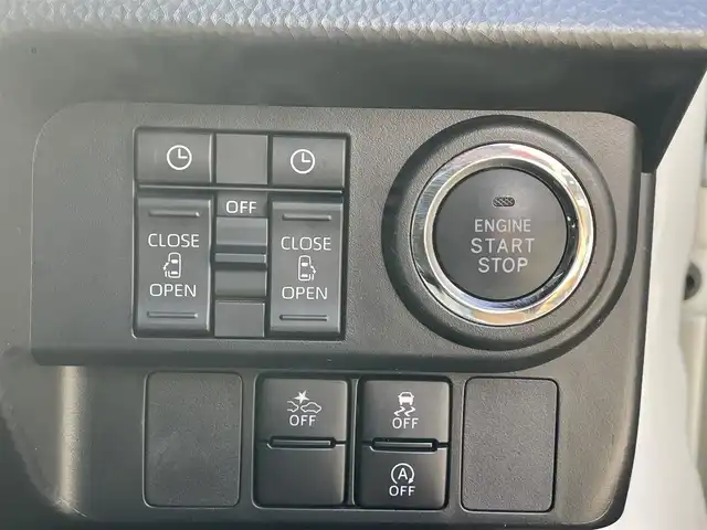 トヨタ ルーミー カスタムG 福岡県 2022(令4)年 2.3万km ブラックマイカメタリック/パールホワイト2トーン 純正９インチディスプレイオーディオ/(Bluetooth/USB/Apple Car Play/Android Auto/フルセグTV)/バックカメラ/クリアランスソナー/レーダークルーズコントロール/両側パワースライドドア/前後ドライブレコーダー/ETC/シートヒーター/電子パーキングブレーキ/オートライト/オートハイビーム/LEDヘッドライト