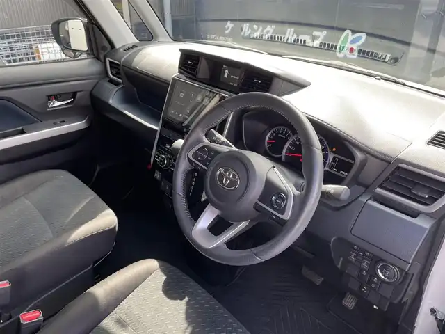 トヨタ ルーミー カスタムG 福岡県 2022(令4)年 2.3万km ブラックマイカメタリック/パールホワイト2トーン 純正９インチディスプレイオーディオ/(Bluetooth/USB/Apple Car Play/Android Auto/フルセグTV)/バックカメラ/クリアランスソナー/レーダークルーズコントロール/両側パワースライドドア/前後ドライブレコーダー/ETC/シートヒーター/電子パーキングブレーキ/オートライト/オートハイビーム/LEDヘッドライト