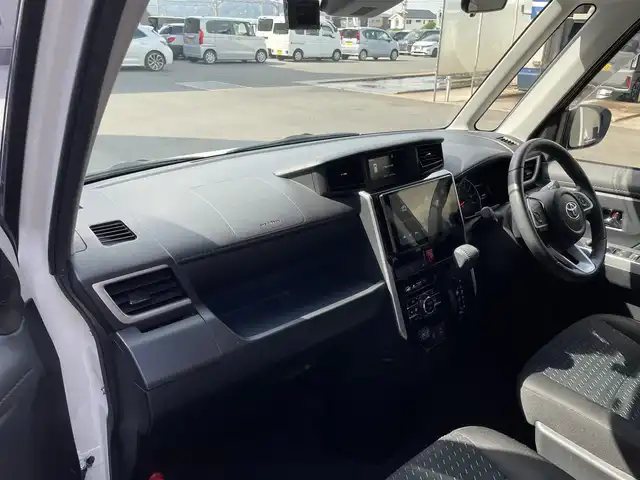 トヨタ ルーミー カスタムG 福岡県 2022(令4)年 2.3万km ブラックマイカメタリック/パールホワイト2トーン 純正９インチディスプレイオーディオ/(Bluetooth/USB/Apple Car Play/Android Auto/フルセグTV)/バックカメラ/クリアランスソナー/レーダークルーズコントロール/両側パワースライドドア/前後ドライブレコーダー/ETC/シートヒーター/電子パーキングブレーキ/オートライト/オートハイビーム/LEDヘッドライト