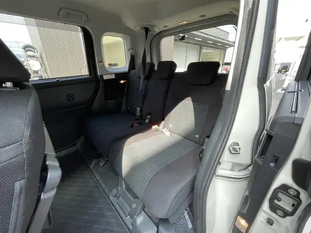 トヨタ ルーミー カスタムG 福岡県 2022(令4)年 2.3万km ブラックマイカメタリック/パールホワイト2トーン 純正９インチディスプレイオーディオ/(Bluetooth/USB/Apple Car Play/Android Auto/フルセグTV)/バックカメラ/クリアランスソナー/レーダークルーズコントロール/両側パワースライドドア/前後ドライブレコーダー/ETC/シートヒーター/電子パーキングブレーキ/オートライト/オートハイビーム/LEDヘッドライト