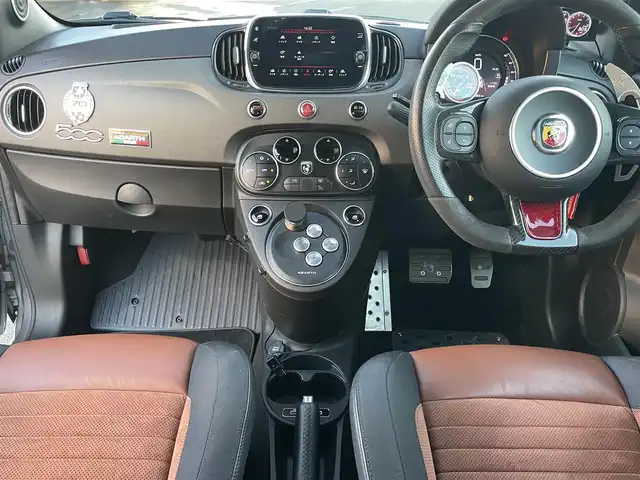 アバルト ５９５ コンペティツィオーネ 静岡県 2020(令2)年 4.3万km ガンＭ ワンオーナー/UconnectディスプレイオーディオCarplay対応/バックカメラ/カーボンシェルサベルトシート/Bremboブレーキキャリパー/レコードモンツァマフラー/ASSO17インチアルミホイールPartire AQUILA/HKS車高調/WAGNERTUNINGインタークーラー/ステアリングボス延長KIT/フロントカーボンリップスポイラー/シリコンインテークホース/社外エアクリーナー/Defiブースト計/フロアバー/ブルーレンズドアミラー/キーレス/ETC