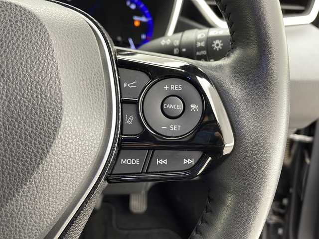 トヨタ カローラ スポーツ ハイブリッドG スタイルPKG 千葉県 2020(令2)年 4.5万km アティチュードブラックマイカ 衝突軽減ブレーキ/オートマチックハイビーム/純正ディスプレイオーディオ/（フルセグ/Bluetooth/USB/FM/AM/Miracast）/バックカメラ/前後コーナーセンサー/アイドリングストップ/ハーフレザーシート/シートヒーター（運転席＋助手席）/ステアリングヒーター/LEDヘッドライト/電動格納ミラー/純正サイドバイザー