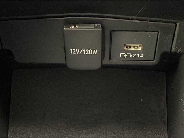 トヨタ カローラ スポーツ ハイブリッドG スタイルPKG 千葉県 2020(令2)年 4.5万km アティチュードブラックマイカ 衝突軽減ブレーキ/オートマチックハイビーム/純正ディスプレイオーディオ/（フルセグ/Bluetooth/USB/FM/AM/Miracast）/バックカメラ/前後コーナーセンサー/アイドリングストップ/ハーフレザーシート/シートヒーター（運転席＋助手席）/ステアリングヒーター/LEDヘッドライト/電動格納ミラー/純正サイドバイザー