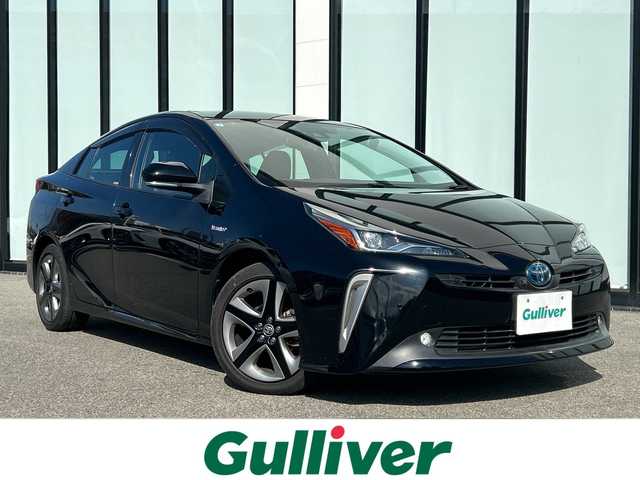 トヨタ プリウス A ツーリングセレクション 大阪府 2019(令1)年 6.3万km アティチュードブラックマイカ トヨタセーフティセンス/・アダプティクブクルーズコントロール/・プリクラッシュセーフティー/・レーントレーシングアシスト/・クリアランスソナー/・オートマチックハイビーム/純正９インチナビ/・Bluetooth/フルセグTV/CD/DVD/ラジオ/　HDMI/USB/主要装備/・全周囲カメラ/・アラウンドビューモニター/・ブラインドスポットモニター/・パーキングアシスト/・・アイドリングストップ/・横滑り防止装置/・HUD/・SOSコール/・ステアリングリモコン/・レザーシート/・D席パワーシート/・シートヒーター/・LEDヘッド/・フォグランプ/・純正アルミホイール/・純正フロアマット/・ドライブレコーダー/・ETC