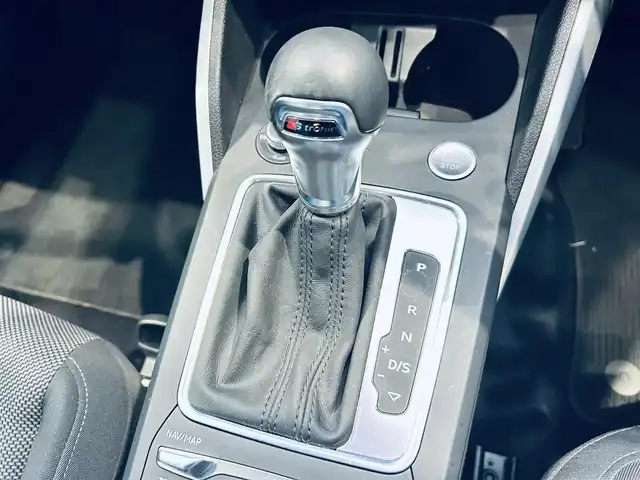 アウディ Ｑ２ 35TDIスポーツ 大阪府 2020(令2)年 3.2万km グレー バーチャルコックピット/ACC/純正ナビ/TV/バックカメラ/純正17インチAW/LEDヘッドライト/電動リアゲート/サイドアシスト/クリアランスソナー/ETC/シートヒーター/スマートキー