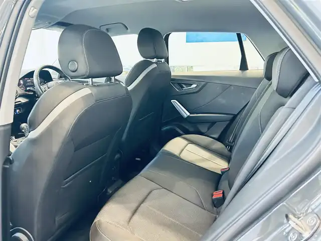 アウディ Ｑ２ 35TDIスポーツ 大阪府 2020(令2)年 3.2万km グレー バーチャルコックピット/ACC/純正ナビ/TV/バックカメラ/純正17インチAW/LEDヘッドライト/電動リアゲート/サイドアシスト/クリアランスソナー/ETC/シートヒーター/スマートキー