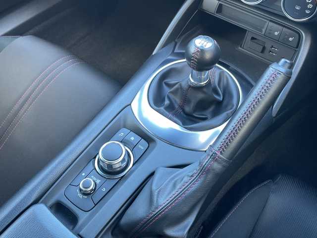 マツダ ロードスター S スペシャルパッケージ 大阪府 2019(平31)年 4.8万km ソウルレッドクリスタルM ワンオーナー/6速MT/純正ナビ（ワンセグTV/Bluetooth/AM・FM）/バックカメラ/シートヒーター（運転席・助手席）/後方コーナーセンサー/横滑り防止機能/プッシュスタート/純正16インチアルミホイール/2口USBソケット/ETC