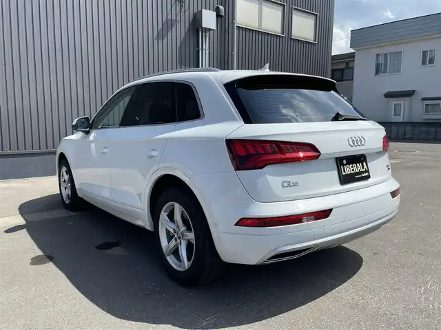 アウディ,Ｑ５,2．0TFSIクワトロ スポーツ エアサスペンション装着車