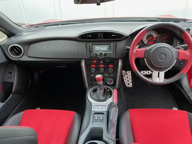 トヨタ ８６ GT リミテッド 岩手県 2015(平27)年 3万km ライトニングレッド 社外オーディオ/HIDオートライト/前席シートヒーター/純正17インチアルミホイール/スマートキー/ETC