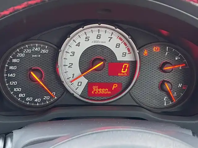 トヨタ ８６ GT リミテッド 岩手県 2015(平27)年 3万km ライトニングレッド 社外オーディオ/HIDオートライト/前席シートヒーター/純正17インチアルミホイール/スマートキー/ETC
