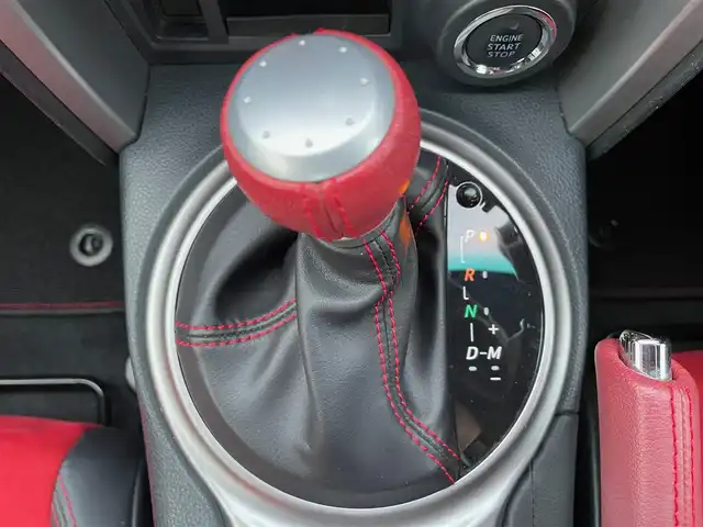 トヨタ ８６ GT リミテッド 岩手県 2015(平27)年 3万km ライトニングレッド 社外オーディオ/HIDオートライト/前席シートヒーター/純正17インチアルミホイール/スマートキー/ETC