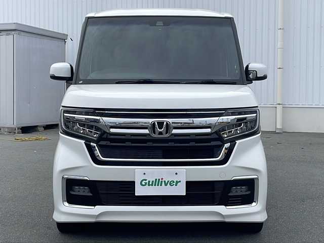 ホンダ Ｎ ＢＯＸ カスタム L 三重県 2021(令3)年 4.5万km プラチナホワイトパール プッシュスタート/片側パワースライドドア/レーンキープアシスト/衝突軽減ブレーキ/アイドリングストップ/電動格納ミラー/レーダークルーズコントロール/ステアリングスイッチ/横滑り防止/コーナーセンサー/シートヒーター(前席)/オートライト/純正SDナビ(AM/FM/CD/BT)/シートカバー付き/フロアマット/リアサンシェード/LEDヘッドライト/バックカメラ/禁煙車