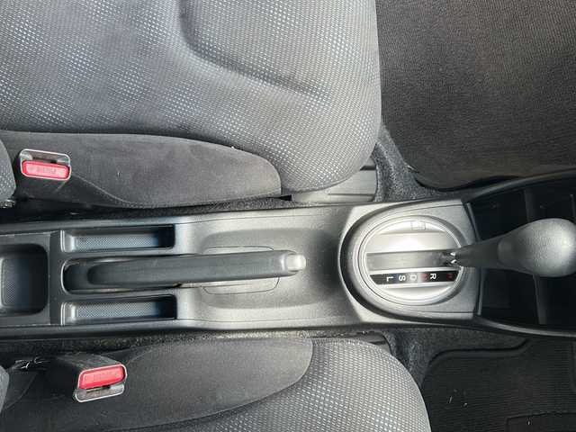 ホンダ フィット G スマートセレ ファインスタイル 京都府 2013(平25)年 6.8万km クリスタルブラックパール ワンオーナー/Pioneerナビ/・フルセグTV/CD/DVD/AM/FM/ビルトインETC/バックカメラ/ドライブレコーダー/オートライト/電格ウインカーミラー/ドアバイザー/純正フロアマット/リアワイパー/保証書/取説/スマートキースペア有