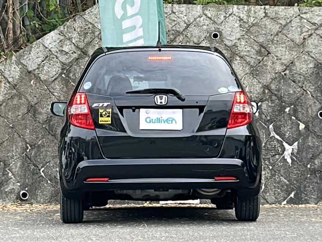 ホンダ フィット G スマートセレ ファインスタイル 京都府 2013(平25)年 6.8万km クリスタルブラックパール ワンオーナー/Pioneerナビ/・フルセグTV/CD/DVD/AM/FM/ビルトインETC/バックカメラ/ドライブレコーダー/オートライト/電格ウインカーミラー/ドアバイザー/純正フロアマット/リアワイパー/保証書/取説/スマートキースペア有