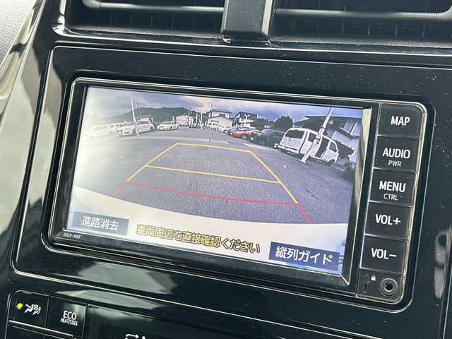 トヨタ プリウス S 福島県 2020(令2)年 6万km スーパーホワイトⅡ 純正SDナビ　バックカメラ　BT　ビルドインETC　レーダークルーズコントロール　トヨタセーフティセンス　Pスタート　スマートキー　スペアキー　オートライト　オートハイビーム　オートエアコン