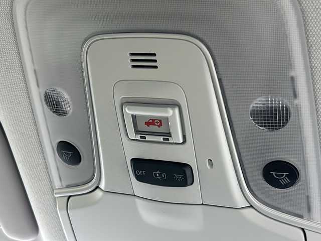 トヨタ プリウス S 福島県 2020(令2)年 6万km スーパーホワイトⅡ 純正SDナビ　バックカメラ　BT　ビルドインETC　レーダークルーズコントロール　トヨタセーフティセンス　Pスタート　スマートキー　スペアキー　オートライト　オートハイビーム　オートエアコン