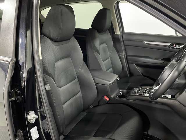 マツダ ＣＸ－５ XD プロアクティブ 広島県 2018(平30)年 6.9万km ジェットブラックマイカ BOSEサウンド/マツダコネクトナビ/サイド/バックモニター/レーダークルーズコントロール/ブラインドスポットモニタリング/リヤクロストラフィックアラート/スマートシティブレーキサポート/車線逸脱警報/アダプティブLEDヘッドライト/誤発進抑制機能/ヘッドアップディスプレイ/電動パーキングブレーキ/ブレーキホールド/純正19インチAW/ETC