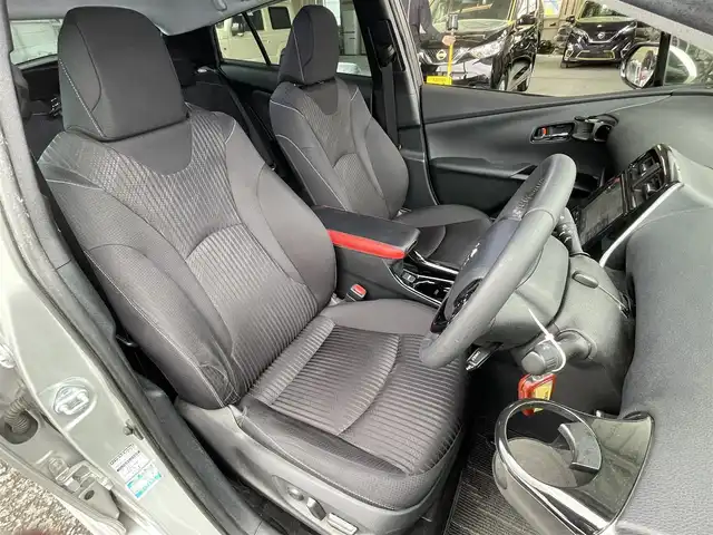 トヨタ プリウス ＰＨＶ A 東京都 2020(令2)年 7.1万km シルバーM 純正ナビ【NSZT-Y68T】/Bluetooth/全周囲カメラ/フルセグTV/アドバンストパーク/モデリスタフルエアロ/トヨタセーフティセンス/レーンキープアシスト/レーダークルーズコントロール/前席シートヒーター/ステアリングヒーター/ブラインドスポットモニター/オートライト/フォグライト/ビルドインETC2.0/スマートキー