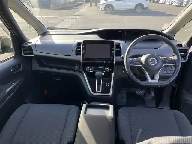 日産 セレナ X 岩手県 2016(平28)年 8.2万km ダイヤモンドブラック 純正9インチSDナビ/AM/FM/CD/DVD/Bluetooth/フルセグTV/バックカメラ/アラウンドビューモニター/ETC/片側パワースライドドア/フリップダウンモニター/クルーズコントロール/衝突被害軽減ブレーキ/横滑り防止装置/コーナーセンサー/アイドリングストップ/オートライト/スマートキー/プッシュスタート/電動格納ミラー/社外15インチAW/純正フロアマット/ドアバイザー