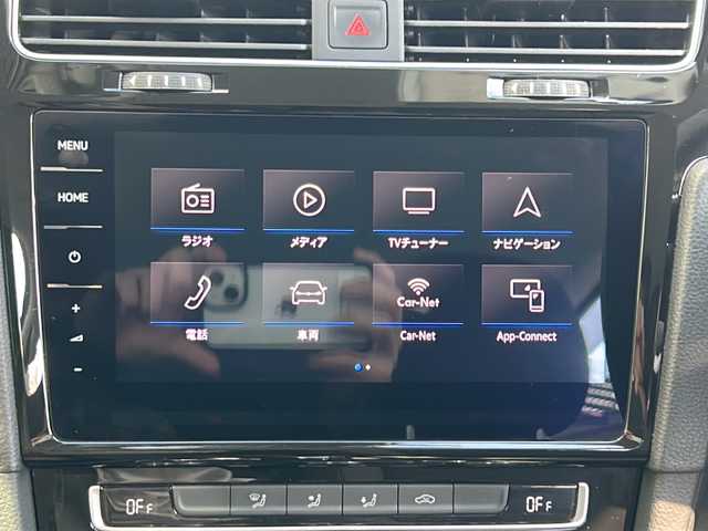 フォルクスワーゲン ゴルフ TSI ハイライン テックED 神奈川県 2019(令1)年 3.5万km アトランティックブルーM ワンオーナー/純正ナビ/　Bluetooth/USB/AUX/CD/DVD/AppleCarPlay/フルセグTV/バックカメラ/アダプティブクルーズコントロール/プリクラッシュブレーキシステム/レーンキープアシスト/ブラインドスポットモニター/パドルシフト/オートライト/純正17インチAW/ビルトインETC2.0/アイドリングストップ/保証書/取扱説明書/スペアキー×１