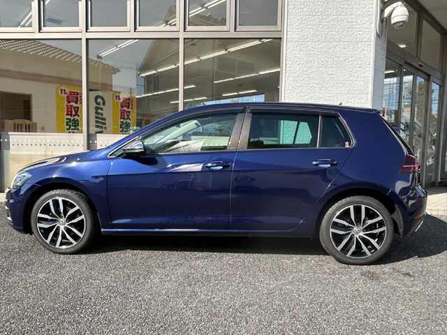 フォルクスワーゲン ゴルフ TSI ハイライン テックED 神奈川県 2019(令1)年 3.5万km アトランティックブルーM ワンオーナー/純正ナビ/　Bluetooth/USB/AUX/CD/DVD/AppleCarPlay/フルセグTV/バックカメラ/アダプティブクルーズコントロール/プリクラッシュブレーキシステム/レーンキープアシスト/ブラインドスポットモニター/パドルシフト/オートライト/純正17インチAW/ビルトインETC2.0/アイドリングストップ/保証書/取扱説明書/スペアキー×１