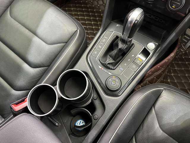 フォルクスワーゲン ティグアン TDI 4モーション Rライン 千葉県 2019(平31)年 5.6万km オリックスホワイトパールエフェクト パノラマSR　/純正ナビ　/360°カメラ　/ACC　/バーチャルCP　/黒革　/シートヒーター　/パワーシート　/LEDヘッドライト　/ハイビームアシスト　/パーキングアシスト　/電動リアゲート　/ETC　/純正20インチAW