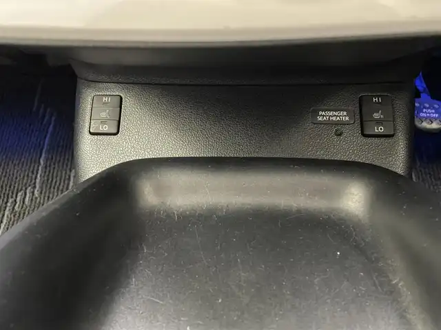 トヨタ プリウス S ツーリングセレクション 兵庫県 2016(平28)年 8.4万km 黒 純正9インチSDナビ(CD/DVD/SD/Bluetooth/フルセグ)/バックカメラ/前後ドライブレコーダー/シートヒーター/レザーシート/社外スポイラー(F.S.R)/コーナーセンサー/LEDヘッドライト/純正17インチアルミホイール/純正フロアマット/ビルトインETC/ナビレディパッケージ