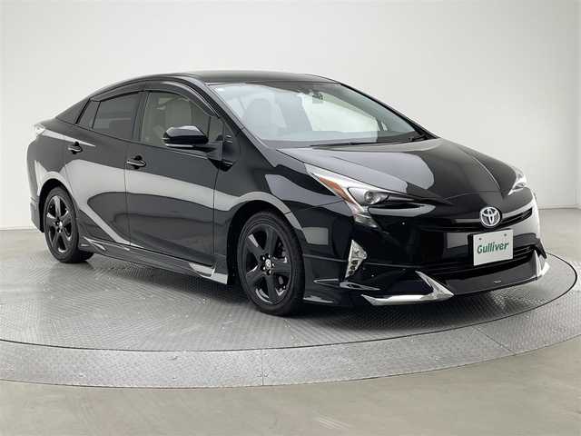 トヨタ プリウス S ツーリングセレクション 兵庫県 2016(平28)年 8.4万km 黒 純正9インチSDナビ(CD/DVD/SD/Bluetooth/フルセグ)/バックカメラ/前後ドライブレコーダー/シートヒーター/レザーシート/社外スポイラー(F.S.R)/コーナーセンサー/LEDヘッドライト/純正17インチアルミホイール/純正フロアマット/ビルトインETC/ナビレディパッケージ