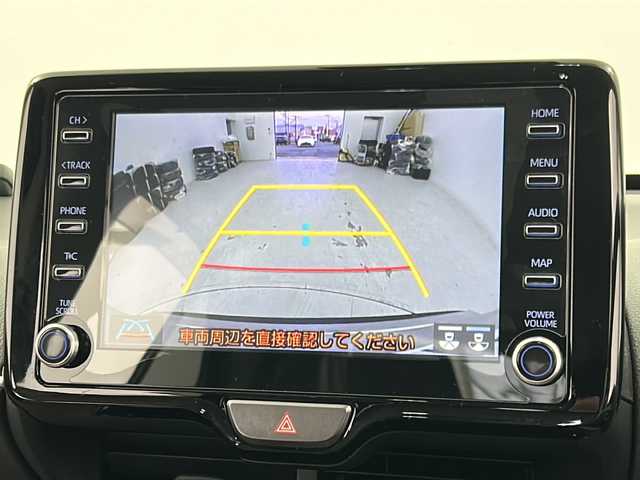 トヨタ ヤリスクロス ハイブリッド Z 宮城県 2021(令3)年 4.1万km シルバーメタリック 禁煙車/トヨタセーフティーセンス/・レーダークルーズコントロール/・レーントレーシングアシスト/・プリクラッシュセーフティーシステム/・ロードサインアシスト/・オートマチックハイビーム/・パーキングサポートブレーキ/ブラインドスポットモニター/純正8インチディスプレイオーディオ/（BT.AM.FM.Applecarplay。AndroidAuto）/バックカメラ/フルセグテレビ/ビルトインETC２．０/前後ドライブレコーダー/電動パーキングブレーキ/AUTOHOLD/前席シートヒーター/運転席パワーシート/ハーフレザーシート/革巻きステアリング/ステアリングスイッチ/プッシュスタート/スマートキー（2本）/純正フロアマット/純正18インチアルミホイール/LEDヘッドライト/横滑り防止機能/アイドリングストップ