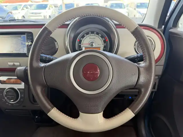 スズキ ラパン ショコラ X 兵庫県 2014(平26)年 4.6万km エアブルーM/ホワイト 純正ナビ/（BT/TV/AUX/SD）/バックカメラ/HIDヘッドライト/AUTOライト/レザーシート/アイドリングストップ/フロントドライブレコーダー/ETC/スマートキー/スペアキー/保証書/取扱説明書