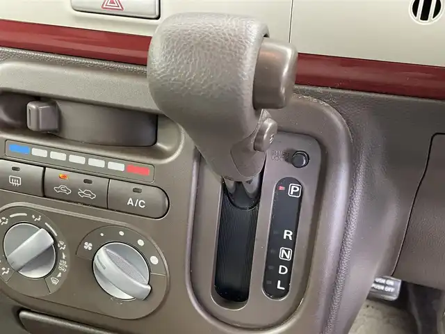 スズキ ラパン ショコラ G 群馬県 2015(平27)年 7万km シャンパンピンクPM 社外７インチナビ　Ｂｕｌｅｔｏｏｔｈ　フルセグ　ＣＤ　ＤＶＤ　前後ドライブレコーダー　ＨＩＤヘッドライト　オートライト　アイドリングストップ　スマートキー　プッシュスタート　シートカバー　禁煙車