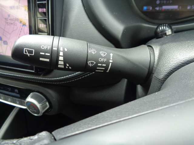 日産 キックス X 鹿児島県 2021(令3)年 1.9万km ピュアブラック 純正9インチメモリーナビゲーション（ＭＭ321Ｄ-Ｌ）/フルセグＴＶ．DVD．ＣＤ．ブルーツゥース．ＳＤ録音．再生/USB.AM/FMラジオ/プロパイロット/インテリジェントアラウンドビューモニター/インテリジェントスマートインナーミラー/ビルトイン2.0ETC/セーフティアシスト/ナビ連動前後ドラレコ（ＤＨ5ーＤ）/USBポート前席　後席付き/LEDオートライト&フォグランプ/アドバンスドドライブアシストディスプレイメーター/電動パーキングブレーキ/オートブレーキホールド/シルバールーフレール/オートエアコン/リアトランクトノカバー/リモコンキーＸ2/取扱説明書　ナビ取説　保証書 ETC取説　ドラレコ取説有り
