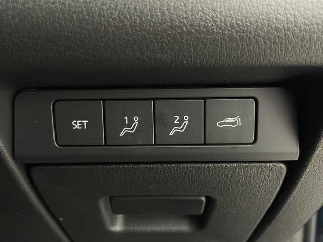 マツダ ＣＸ－３０ 20S Lパッケージ 秋田県 2020(令2)年 5.6万km ディープクリスタルブルーマイカ ４ＷＤ/ワンオーナー/純正メモリナビ/(AM/FM/CD/DVD/フルセグＴＶ/BT/USB/HDMI)/バックカメラ/レーダークルーズコントロール/i-ACTIVSENSE/パワーシート(D席)/シートヒーター(D/N席)/ステアリングヒーター/パドルシフト/ヘッドライトウォッシャー/オフロードトラクションアシスト/オートライト/オートハイビーム/純正フロアマット/スマートキー/スペアキー/電動格納ミラー/前後ドライブレコーダー/取扱説明書/保証書
