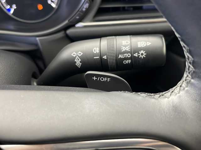 マツダ ＣＸ－３０ 20S Lパッケージ 秋田県 2020(令2)年 5.6万km ディープクリスタルブルーマイカ ４ＷＤ/ワンオーナー/純正メモリナビ/(AM/FM/CD/DVD/フルセグＴＶ/BT/USB/HDMI)/バックカメラ/レーダークルーズコントロール/i-ACTIVSENSE/パワーシート(D席)/シートヒーター(D/N席)/ステアリングヒーター/パドルシフト/ヘッドライトウォッシャー/オフロードトラクションアシスト/オートライト/オートハイビーム/純正フロアマット/スマートキー/スペアキー/電動格納ミラー/前後ドライブレコーダー/取扱説明書/保証書