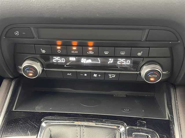 マツダ ＣＸ－８ XD プロアクティブ 埼玉県 2021(令3)年 2.6万km ソウルレッドクリスタルM 純正10.25インチナビ　/　CD DVD 地デジＴＶ Bluetooth/360度ビューモニター　/衝突軽減ブレーキ　/レーダークルーズコントロール　/ブラインドスポットモニター/ステアリングヒーター　/シートヒーター　/純正アルミホイール　/オートライト　/LEDヘッドライト　/ETC　