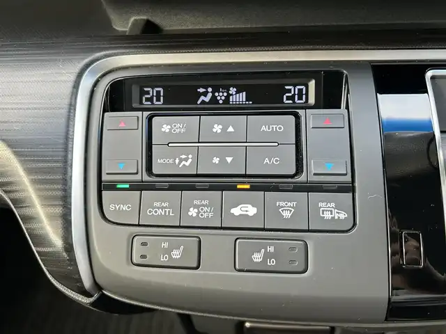 ホンダ ステップワゴン スパーダ クールスピリット 熊本県 2015(平27)年 7万km プレミアムスパイスパープルP ワンオーナー/ホンダセンシング/純正ナビ/（CD・DVD・フルセグTV・BTオーディオ・SD）/バックカメラ/ETC/前後ドライブレコーダー/純正17インチAW/レーダークルーズ/両側パワースライドドア/ハーフレザーシート/前席シートヒーター/LEDヘッドライト/オートライト/フォグライト/横滑り防止装置/ウィンカーミラー/純正フロアマット/ドアバイザー/新車保証書/取扱説明書/スマートスペアキー×1本