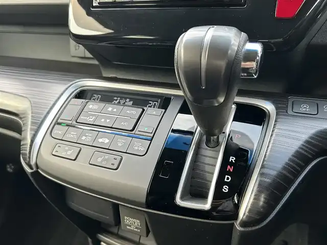 ホンダ ステップワゴン スパーダ クールスピリット 熊本県 2015(平27)年 7万km プレミアムスパイスパープルP ワンオーナー/ホンダセンシング/純正ナビ/（CD・DVD・フルセグTV・BTオーディオ・SD）/バックカメラ/ETC/前後ドライブレコーダー/純正17インチAW/レーダークルーズ/両側パワースライドドア/ハーフレザーシート/前席シートヒーター/LEDヘッドライト/オートライト/フォグライト/横滑り防止装置/ウィンカーミラー/純正フロアマット/ドアバイザー/新車保証書/取扱説明書/スマートスペアキー×1本