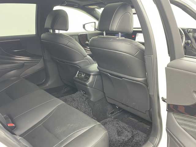 レクサス ＬＳ 500h Iパッケージ 道央・札幌 2018(平30)年 5.7万km ソニッククォーツ ・4WD/・寒冷地仕様/・純正ナビ（CD/DVD/BT/USB/AUX/フルセグ）/・全方位モニター/・サンルーフ/・PCS/・BSM/・PKSA/・HUD/・エアサスペンション/・デジタルインナーミラー/・レーダークルーズコントロール/・パドルシフト/・D/Nシートヒーター/・D/Nベンチレーション/・ステアリングヒーター/・ドアミラーヒーター/・D/Nパワーシート/・Dメモリーシート/・フロントカメラ/・バックカメラ/・バックフォグ/・純正１９インチAW