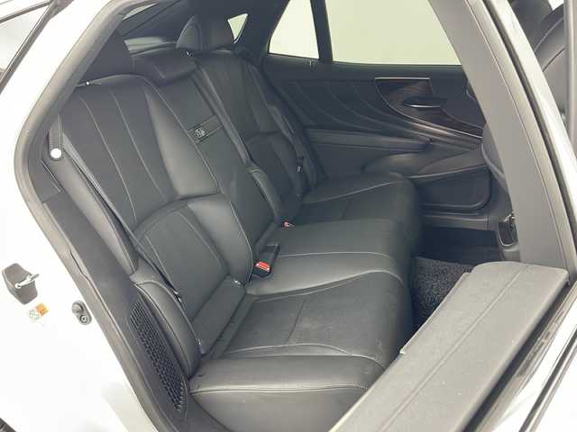 レクサス ＬＳ 500h Iパッケージ 道央・札幌 2018(平30)年 5.7万km ソニッククォーツ ・4WD/・寒冷地仕様/・純正ナビ（CD/DVD/BT/USB/AUX/フルセグ）/・全方位モニター/・サンルーフ/・PCS/・BSM/・PKSA/・HUD/・エアサスペンション/・デジタルインナーミラー/・レーダークルーズコントロール/・パドルシフト/・D/Nシートヒーター/・D/Nベンチレーション/・ステアリングヒーター/・ドアミラーヒーター/・D/Nパワーシート/・Dメモリーシート/・フロントカメラ/・バックカメラ/・バックフォグ/・純正１９インチAW