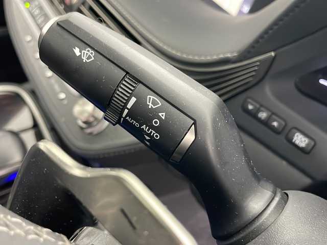 レクサス ＬＳ 500h Iパッケージ 道央・札幌 2018(平30)年 5.7万km ソニッククォーツ ・4WD/・寒冷地仕様/・純正ナビ（CD/DVD/BT/USB/AUX/フルセグ）/・全方位モニター/・サンルーフ/・PCS/・BSM/・PKSA/・HUD/・エアサスペンション/・デジタルインナーミラー/・レーダークルーズコントロール/・パドルシフト/・D/Nシートヒーター/・D/Nベンチレーション/・ステアリングヒーター/・ドアミラーヒーター/・D/Nパワーシート/・Dメモリーシート/・フロントカメラ/・バックカメラ/・バックフォグ/・純正１９インチAW