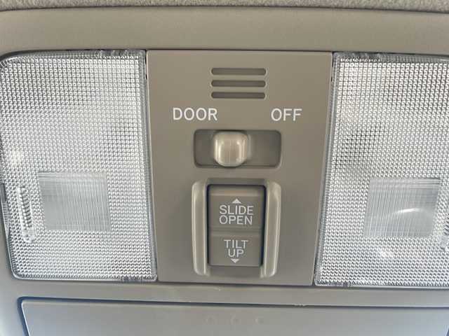 トヨタ ヴァンガード 240S 道東・釧路十勝 2008(平20)年 11.6万km ブラック 4WD/サンルーフ　/社外オーディオ　/(AM/FM/ＣＤ再生)　/ＥＴＣ　/クルーズコントロール/MTモード付AT/横滑り防止装置/アイドリングストップ　/スマートキー/プッシュスタート　/純正ＨＩＤヘッドライト　/純正フロアマット/社外２０インチアルミホイール　