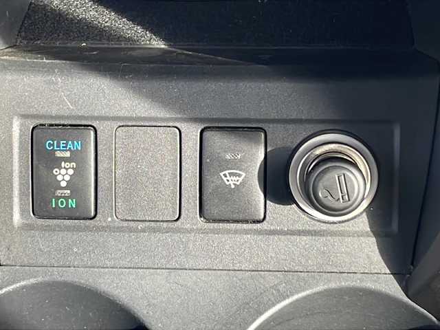 トヨタ ヴァンガード 240S 道東・釧路十勝 2008(平20)年 11.6万km ブラック 4WD/サンルーフ　/社外オーディオ　/(AM/FM/ＣＤ再生)　/ＥＴＣ　/クルーズコントロール/MTモード付AT/横滑り防止装置/アイドリングストップ　/スマートキー/プッシュスタート　/純正ＨＩＤヘッドライト　/純正フロアマット/社外２０インチアルミホイール　