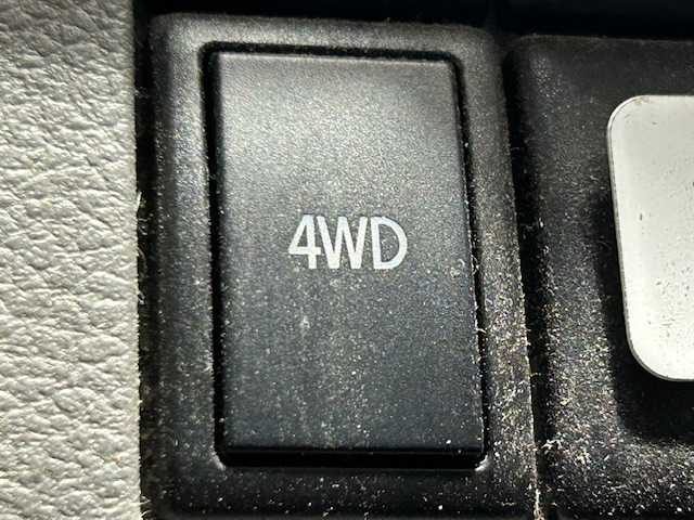 スズキ エブリイ JOIN 宮城県 2019(令1)年 4.2万km シルキーシルバーメタリック 4WD/スズキセーフティサポート/・衝突軽減ブレーキ/・車線逸脱警報装置/・コーナーセンサー/社外ナビ/・型番：CN-RA05WD/・フルセグTV/Bluetooth/CD/DVD/・バックカメラ/両側スライドドア/リモコンキー/・スペアキー/オートライト/・ヘッドライトレベライザー/純正ラバーマット/ドアバイザー/社外AW付スタッドレスタイヤ積込/・145R12 4mm