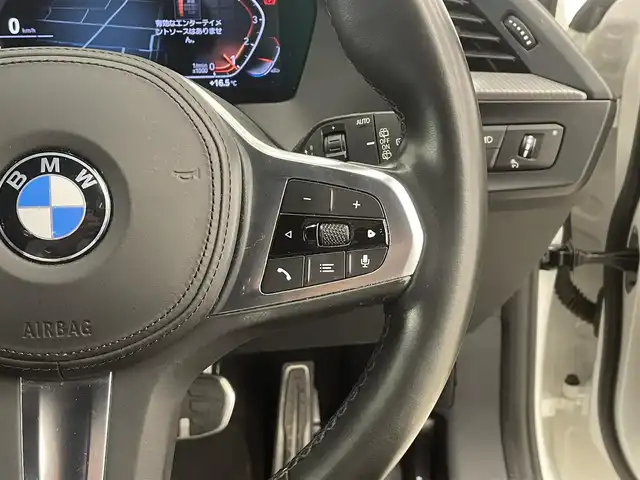 ＢＭＷ ＢＭＷ １１８ｉ Mスポーツ 岡山県 2019(令1)年 2.9万km 白 純正iDrive7/バックカメラ/パーキングアシスト/後退アシスト/Bluetooth/AppleCarPlay/MSP専用サスペンション/MSP専用ハンドル/MSPドアシルプレート/MSPハーフレザーシート/アンビエントライト/ACC/オートマチックトランクゲートオペレーション/コンフォートアクセス/ワイヤレス充電トレイ/走行モード/アクティブPDC/正面衝突警告/車線逸脱警告/車線変更警告/ブレーキAH