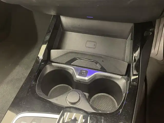 ＢＭＷ ＢＭＷ １１８ｉ Mスポーツ 岡山県 2019(令1)年 2.9万km 白 純正iDrive7/バックカメラ/パーキングアシスト/後退アシスト/Bluetooth/AppleCarPlay/MSP専用サスペンション/MSP専用ハンドル/MSPドアシルプレート/MSPハーフレザーシート/アンビエントライト/ACC/オートマチックトランクゲートオペレーション/コンフォートアクセス/ワイヤレス充電トレイ/走行モード/アクティブPDC/正面衝突警告/車線逸脱警告/車線変更警告/ブレーキAH