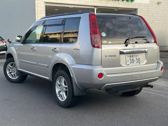 日産 エクストレイル X 島根県 2007(平19)年 8.8万km ダイヤモンドシルバー 純正ＨＤＤナビ/AM/FM　/地デジ　/ＤＶＤ再生　/ＥＴＣ　/前席シートヒーター　/スマートキー　/純正１６インチアルミホイール