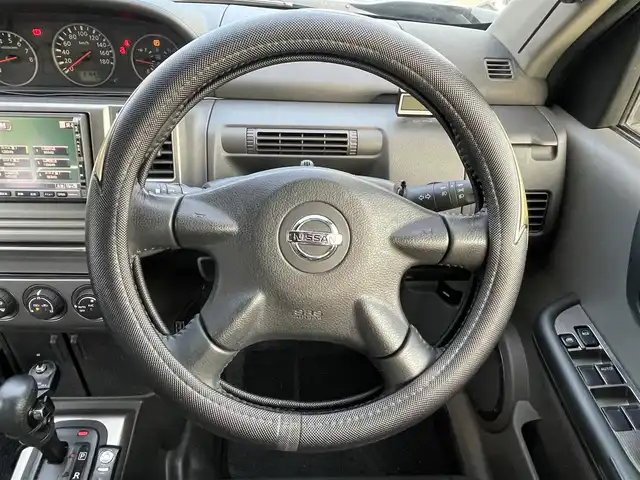 日産 エクストレイル X 島根県 2007(平19)年 8.8万km ダイヤモンドシルバー 純正ＨＤＤナビ/AM/FM　/地デジ　/ＤＶＤ再生　/ＥＴＣ　/前席シートヒーター　/スマートキー　/純正１６インチアルミホイール